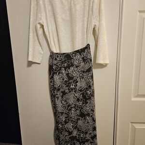 JM Collection Black Maxi Skirt with White Floral Outline